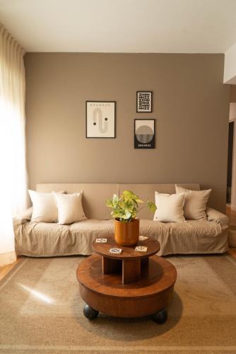 Barrio Centro Apartment | Refugio Urbano en Jujuy, Departamento Amplio, Luminoso y Céntrico