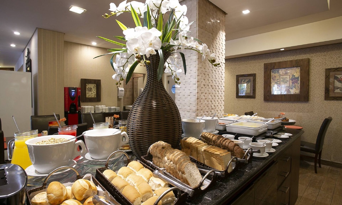 Matriz Hotel | Roochelle Hotel by Nobile