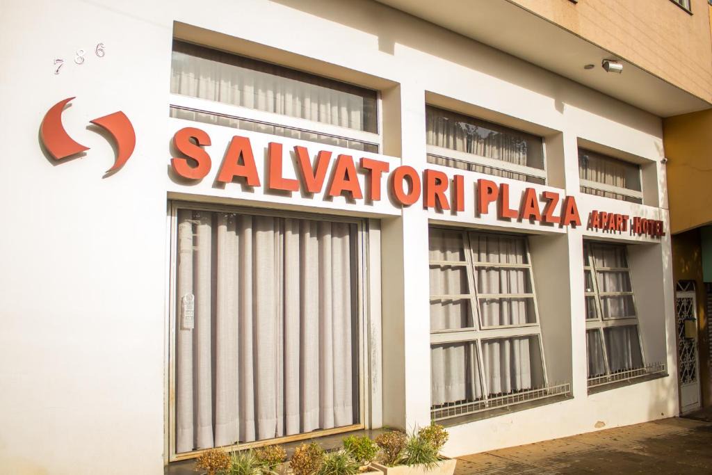 Telemaco Borba Hotel | Salvatori Hotel