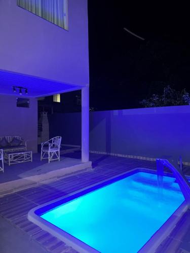 Castelo da Torre House | Seasonal house in Barra do Pojuca com 3 quartos e 4 banheiros, dentro de Condomínio