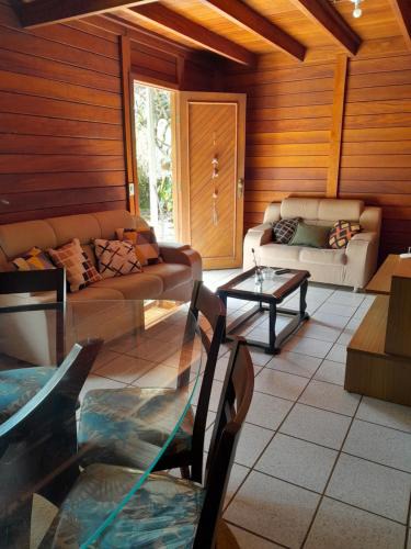 Santa Leopoldina House | Sitio Santa Lucia