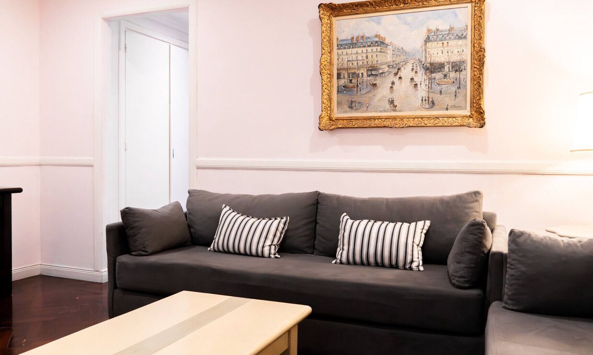 Buenos Aires Central Business District Apartment | Spacious and classic: Family apartment in San Telmo