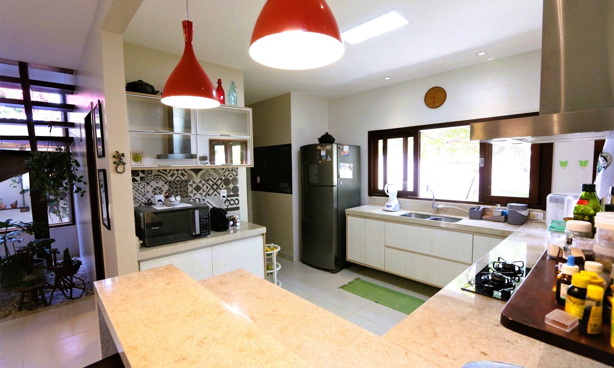 Aruana House | Spacious and cozy house, close to the beach