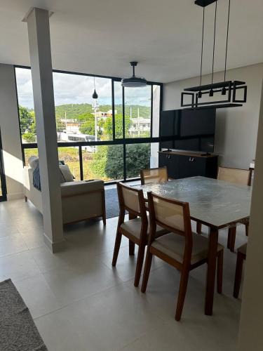 Sao Jose Apartment | Spacious, Cozy & Comfortable near Monjolo Ramp