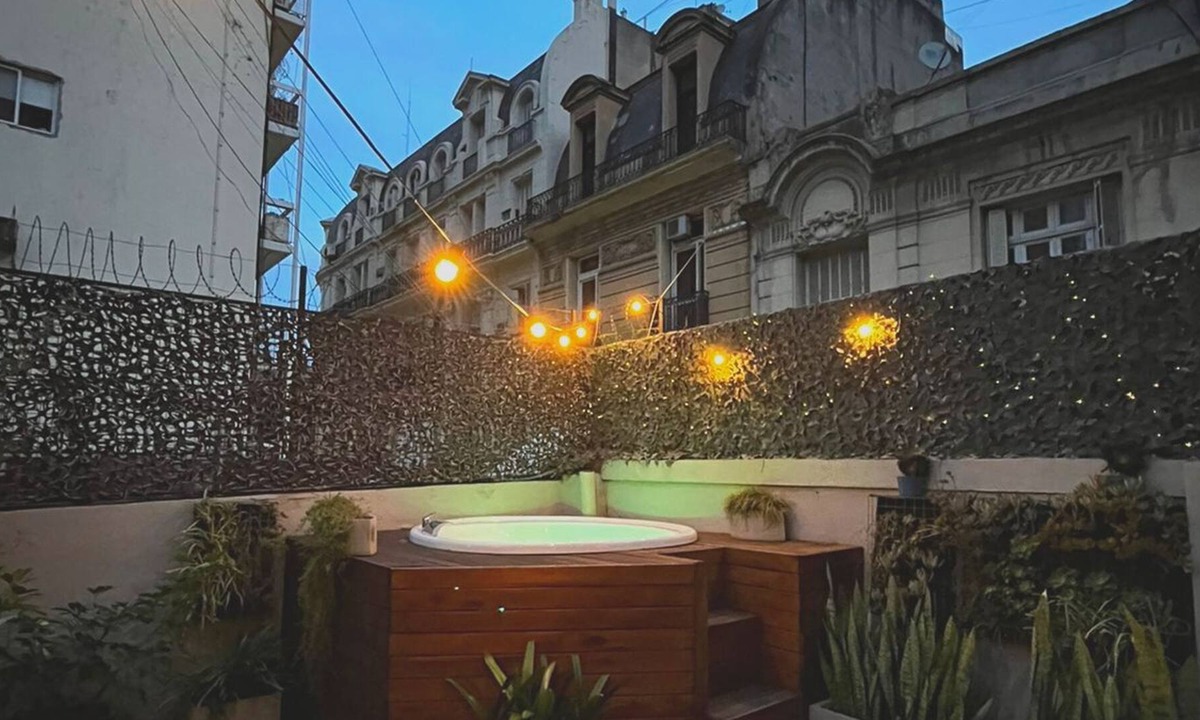 Floresta Apartment | Spacious duplex with barbecue terrace and jacuzzi