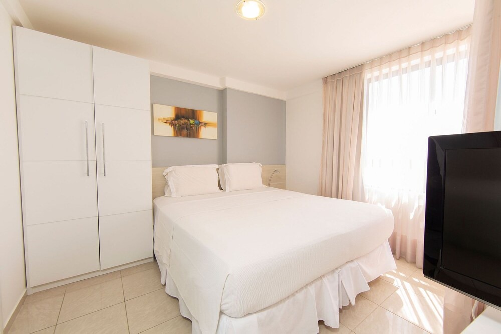 Areia Preta Condo | Spacious Flat Perfect for family in Areia Preta by Carpediem