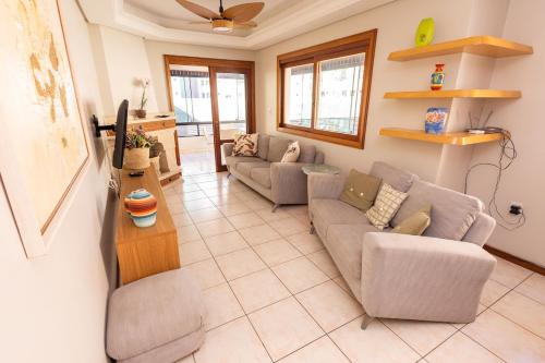 Capao da Canoa Apartment | Stay Home Capão - 270m da praia - Sacada - Piscina