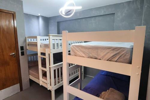 Maracana Apartment | Studio com Cozinha e Banheiro Privativo