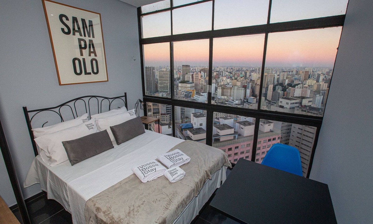 Republica House | Studio Industrial Overlooking SP - Ed. Copan