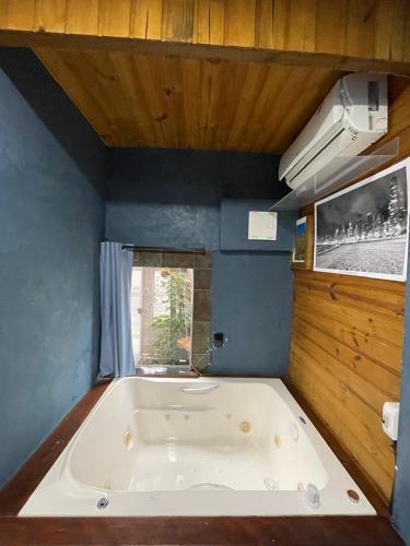 Centro Apartment | Suíte com Hidro no centro