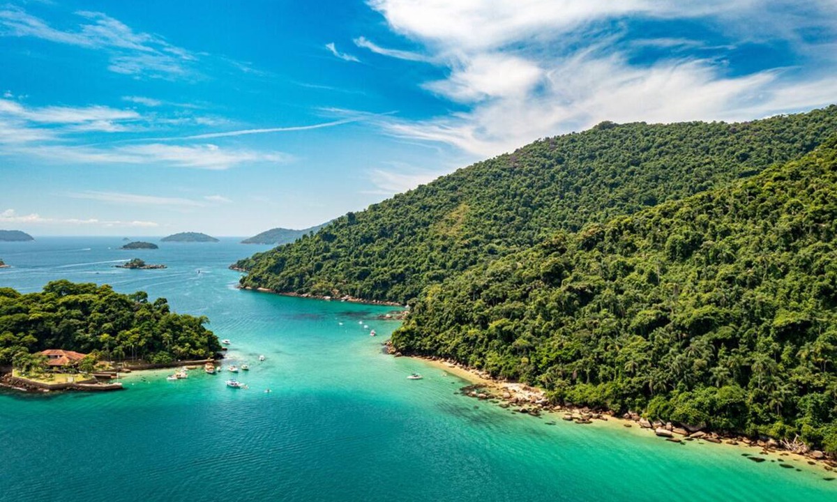 Paraty Boat Rental | Sun-Kissed Sailing Adventure in Angra dos Reis from Rio de Janeiro to Paraty