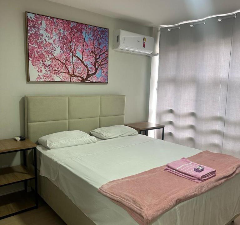 Sudoeste e Octogonal Apartment | Temporada - Kit Studio Ipê Rosa- 121 - Sudoeste- Melhor Custo Benefício - Até 4 pessoas