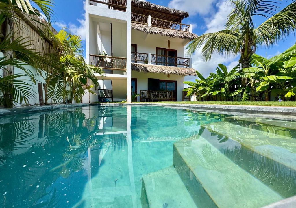 Guriu Village Hotel | The Wave Kite House
