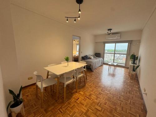 Tigre Apartment | Tigre Tower A - Piscina y seguridad 24hs