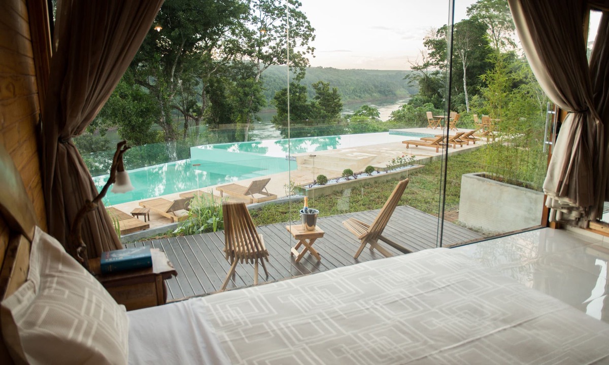 Puerto Iguazu Hotel | Tupa Lodge selva y río