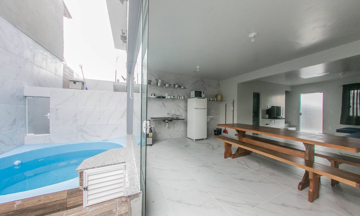 Morretes House | Two-story house with pool - Bruno Klemtz