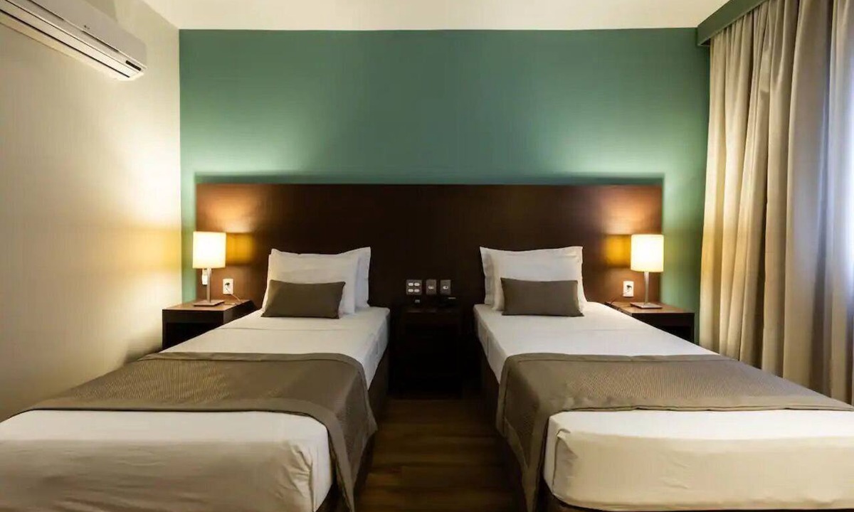 Sao Paulo Hotel | Unit w/Free Breakfast | Modern & Comfortable Stay |0.8mi to Barra Funda Station
