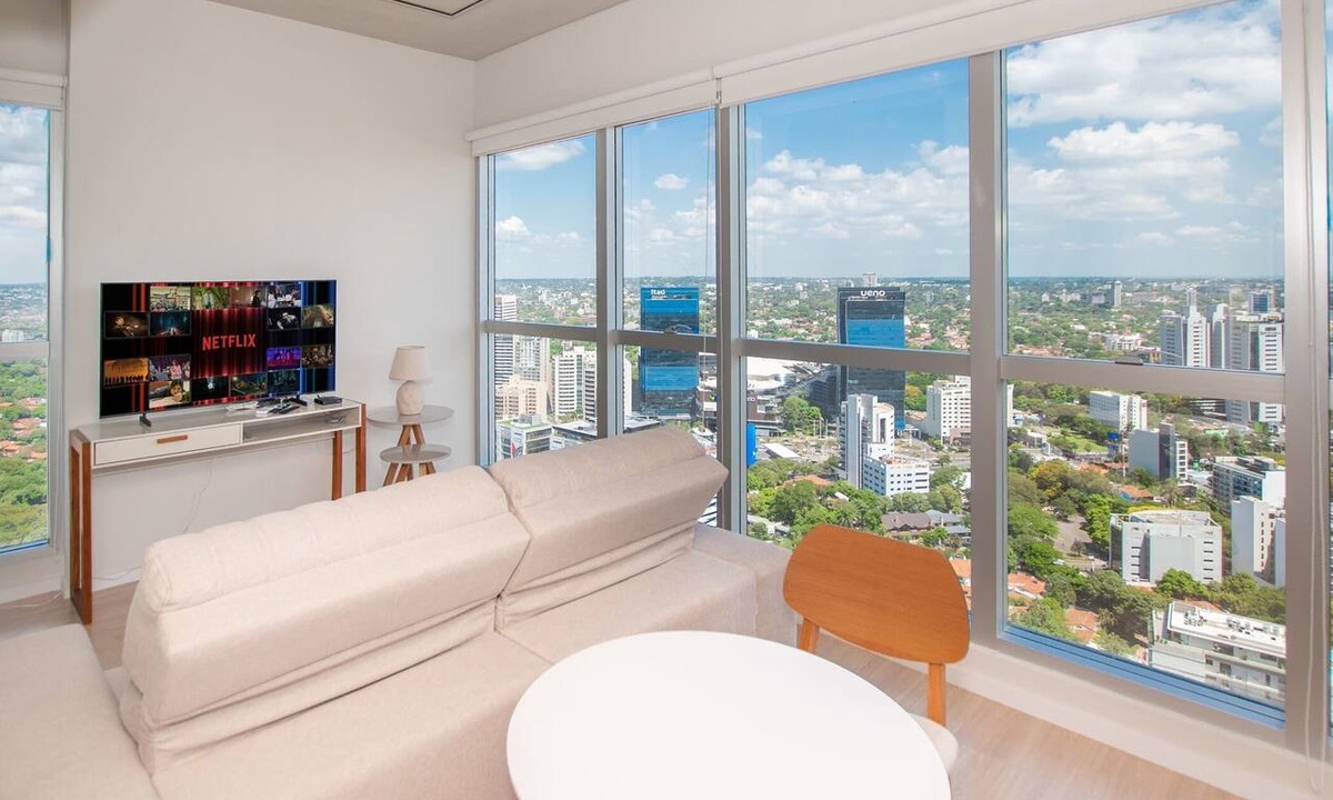 Asuncion Apartment | Urban High-floor One BR Escape, Petra Tower