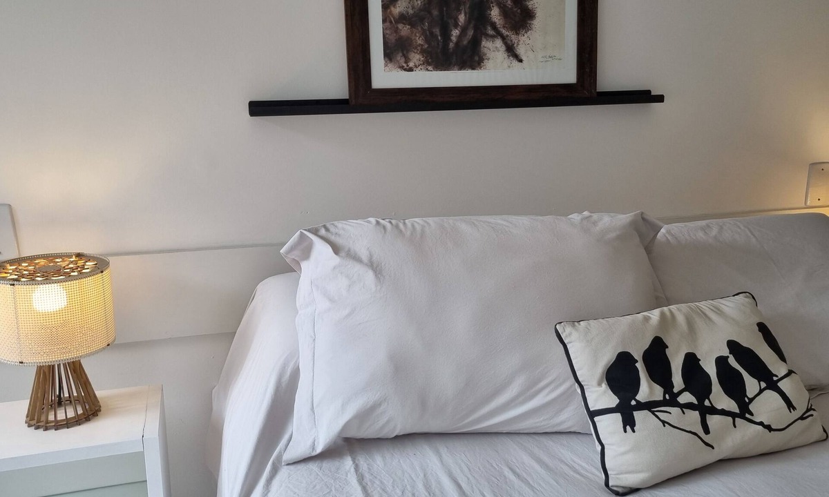 Auxiliadora House | Urban oasis. Plenty of space, comfort, quiet and security.