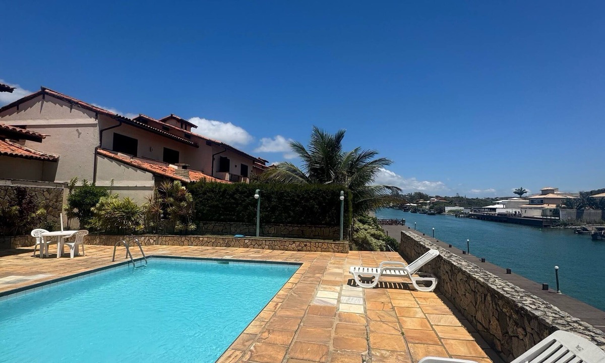 Buzios House | Vacation home in Búzios by the canal.