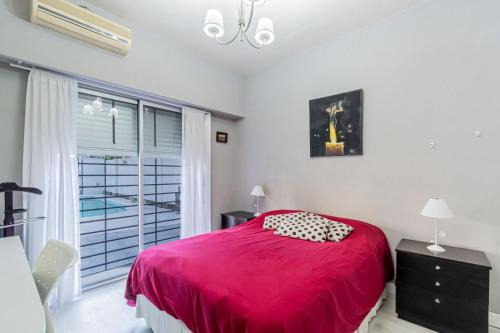 Comuna 11 House | Vaer House: Experiencia con Jacuzzi y Quincho