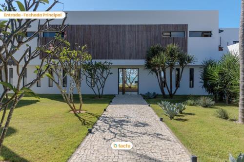 Fortim House | Vila Juriti: Beachfront with pool in Fortim