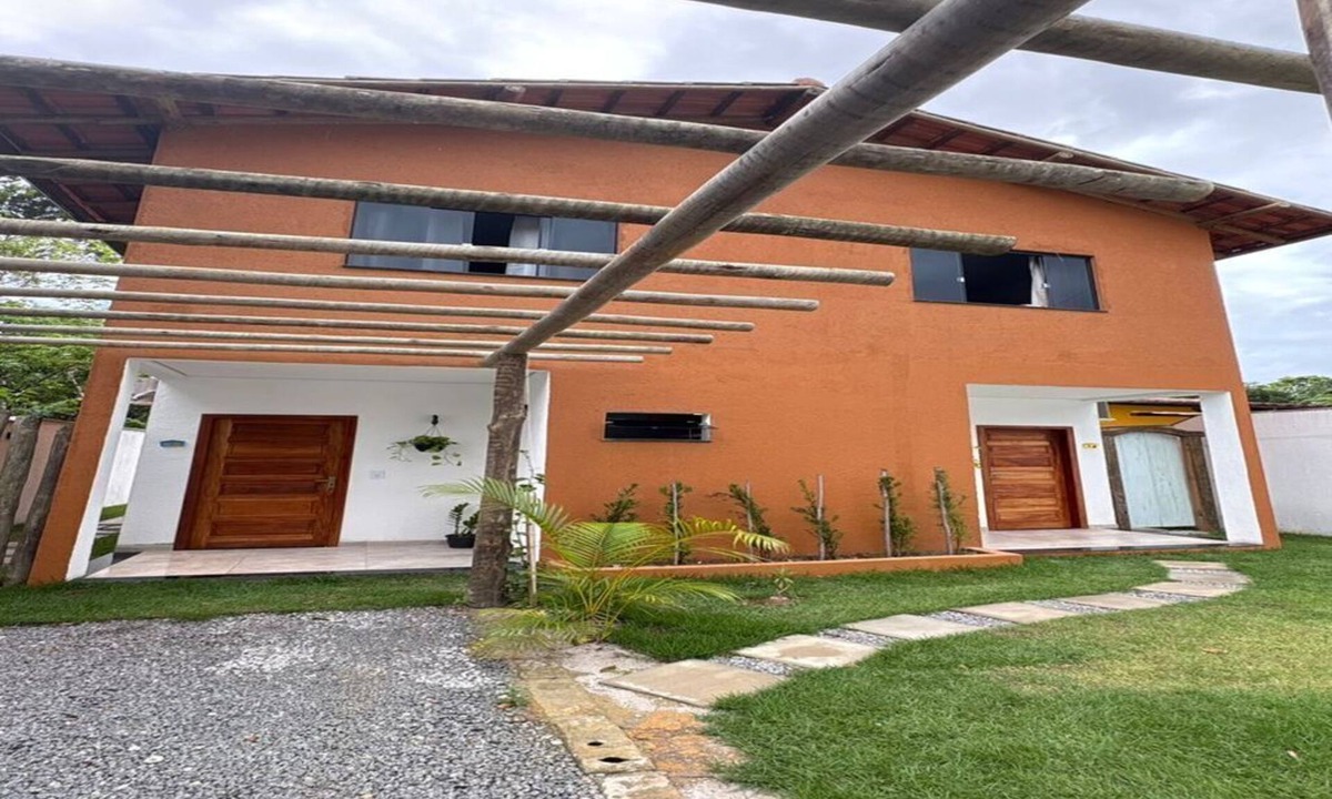 Arraial d'Ajuda House | Village House in the Valley