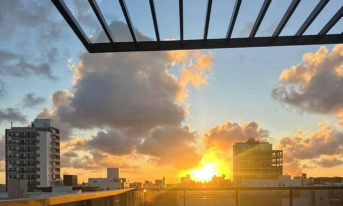 Bessa House | Vista pôr do sol a 700 metros da prai