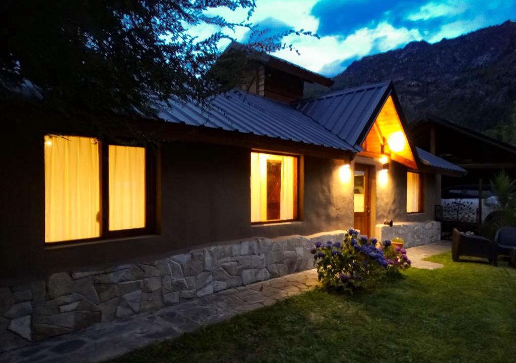 Lago Puelo House | Vuelvo al Sur Alojamiento Lago Puelo
