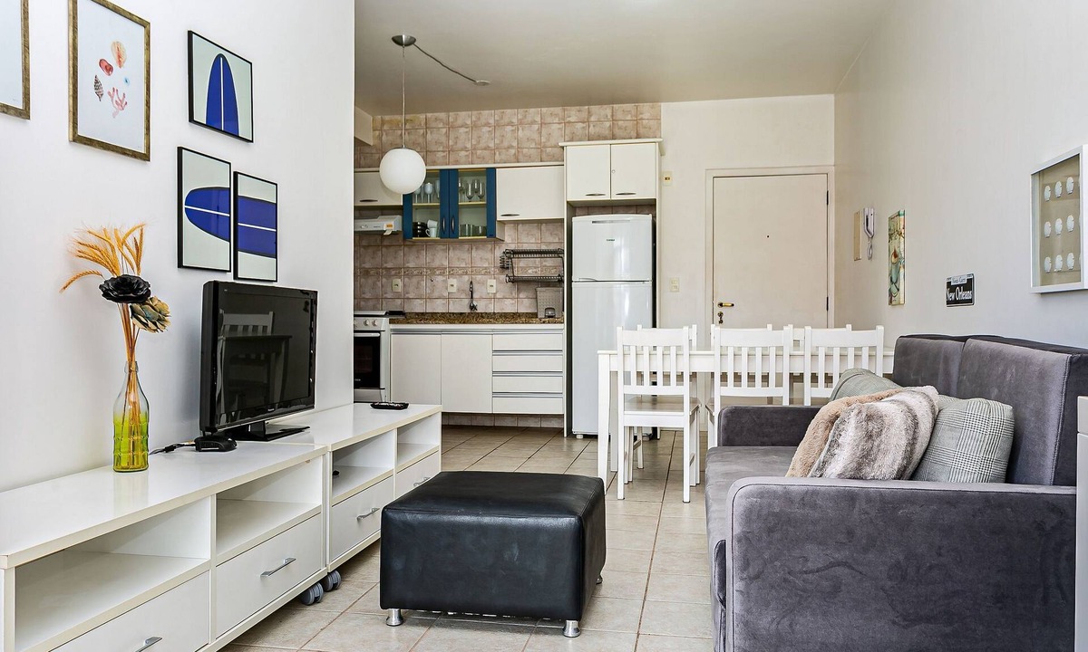 Jurere Apartment | WI-FI 240MB | 350m from Jurerê Beach #JA13