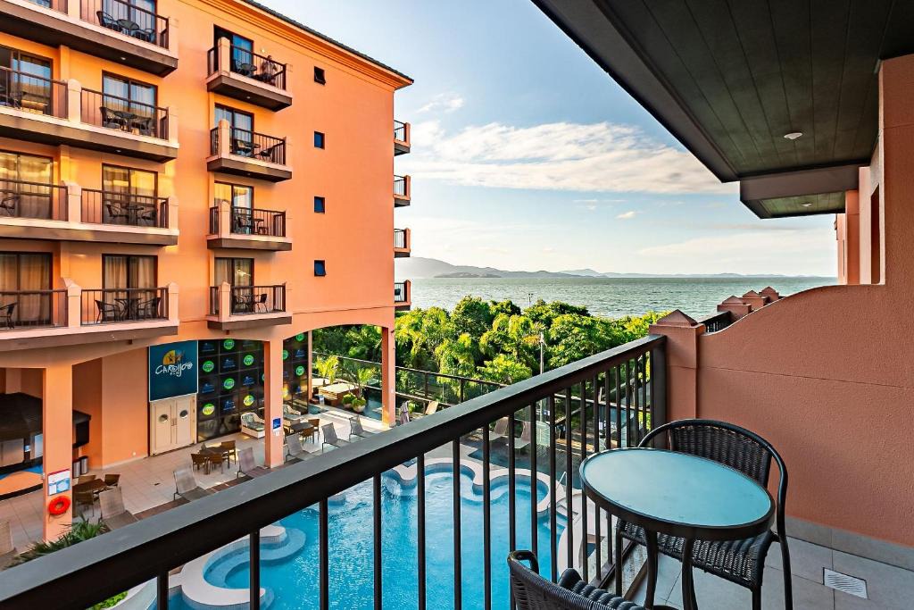 Jurere Apartment | Wonderful suite in a beachfront resort JBV108