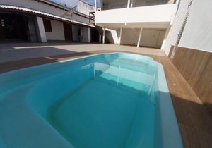 0006.01 - Maranduba - Chalé - 1 Dorm - 5 Pess - 3 Quadras Do Mar - Piscina Coletiva - WIFI