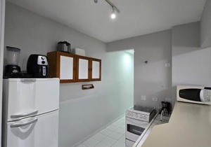 Apartamento no Guarujá Praia da Enseada para até 6 pessoas, com Ar Condicionado, a 350 metros - 5 minutos a pé