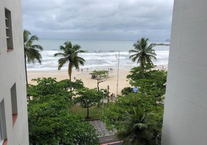 Apartamento pé na areia