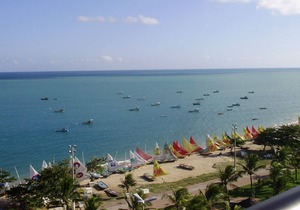 Apt 2 bedrooms, sleeps up to 7 people, safety nets, 2 parking spaces in Maceio