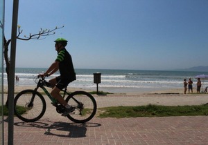 Apt. em Meia Praia in Itapema