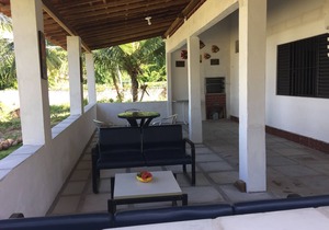 Beachfront house Ponta de Mangue - 4 bedrooms, 2 suites