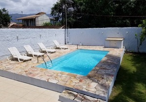 Beautiful beach house with pool in Bertioga!