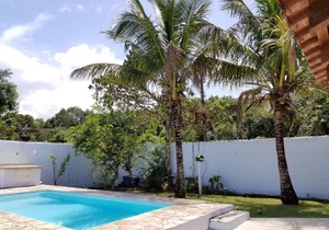 Beautiful beach house with pool in Bertioga!