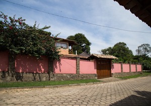 Beautiful rustic-style house 700 meters from Curral Beach