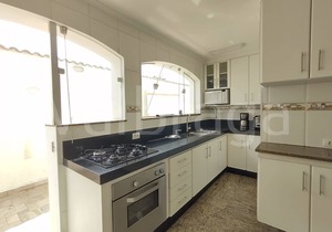 House 4 suites - Pool/BBQ, Wi-Fi, AIR COND near Pernambuco Beach