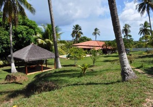 Chalet 2 in a Sitio with wonderful sea views in Camacari