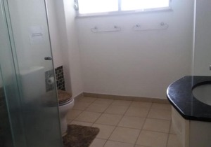 Excelente apartamento meia quadra da Praia em Santos!