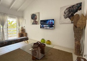 Linda casa na Barra do Sahy 1 (Litoral Norte SP)