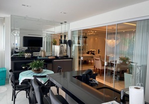 Luxuoso Apartamento NO Coração DE Meia Praia