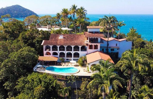 Tenorio House | 1000 m² House ∙ 9 bedrooms ∙ 25 guests