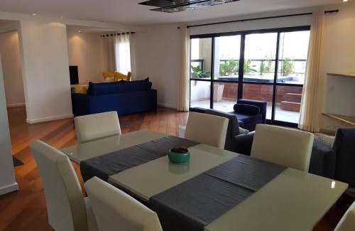 Vila Andrade Apartment | 240 m² Apartment ∙ 3 bedrooms ∙ 8 guests