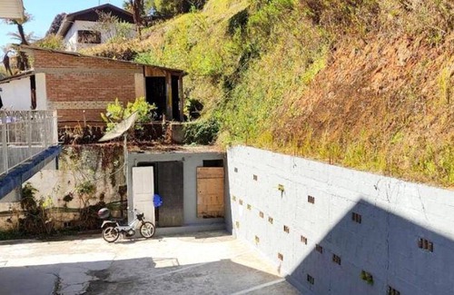 Jardim Alpestre Bed & Breakfast | 30 m² Bed and breakfast ∙ 7 guests