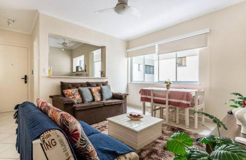 Jardim Sao Miguel Apartment | Apartamento encantador no Guarujá, praia da Enseada - Apenas 600m da praia !