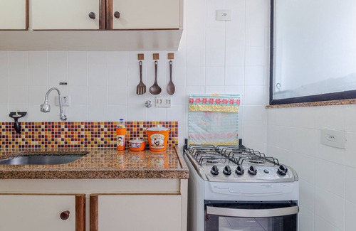 Jardim Belmar Apartment | Ar Condicionado Wi-fi Vaga Coberta Perto da Praia